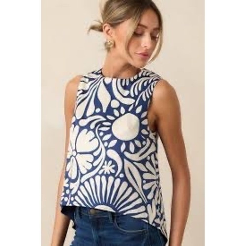 Prosperina Blossom Navy Cream Floral High-Low Sleeveless Blouse Top XS